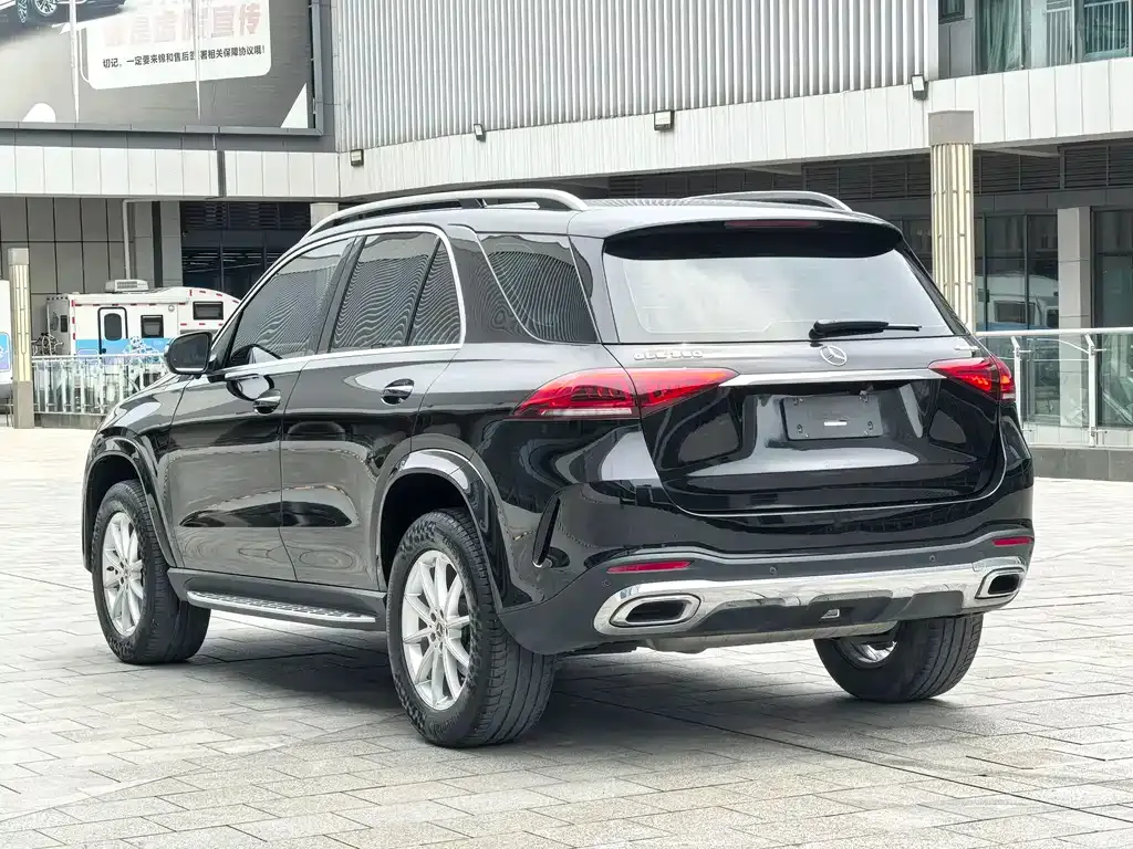 Mercedes-Benz GLE — фото 7