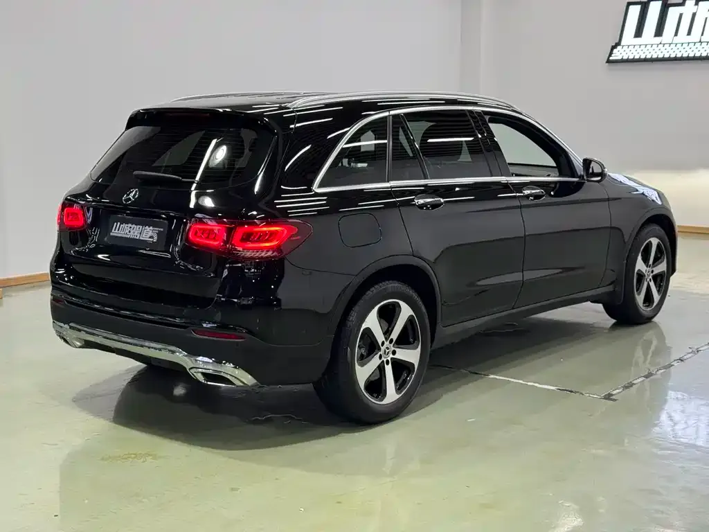 Mercedes-Benz GLC — фото 4