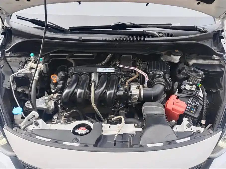 Honda Fit — фото 10