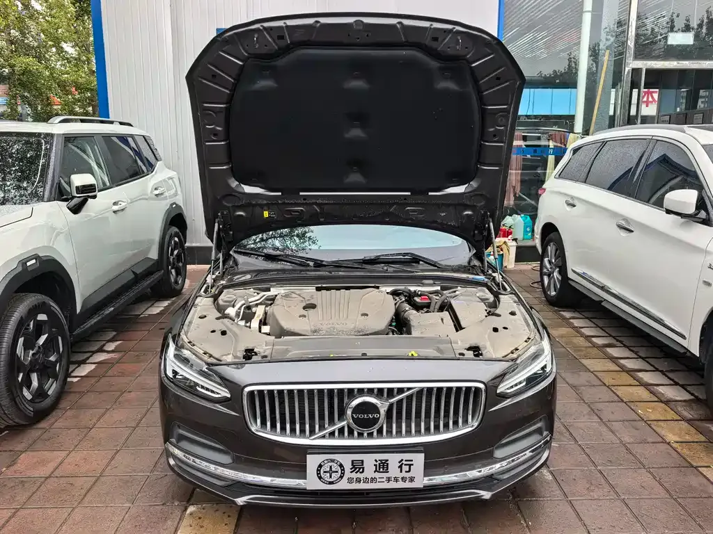 Volvo S90 — фото 4