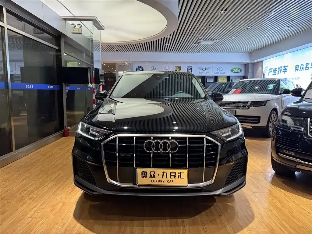 Audi Q7 — фото 2