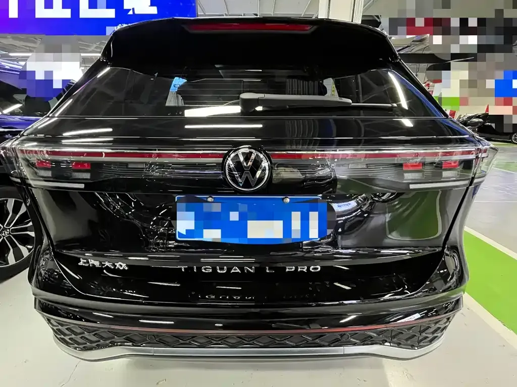 Volkswagen Tiguan L — фото 4