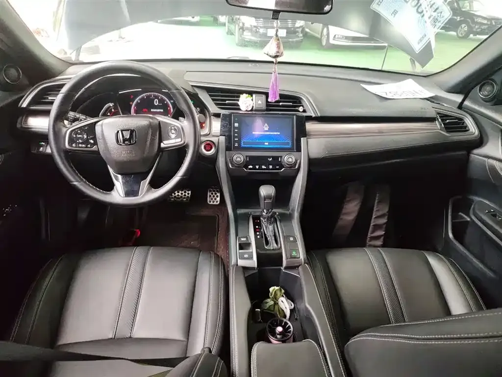 Honda Civic — фото 10