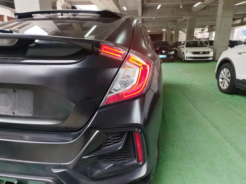 Honda Civic — фото 8