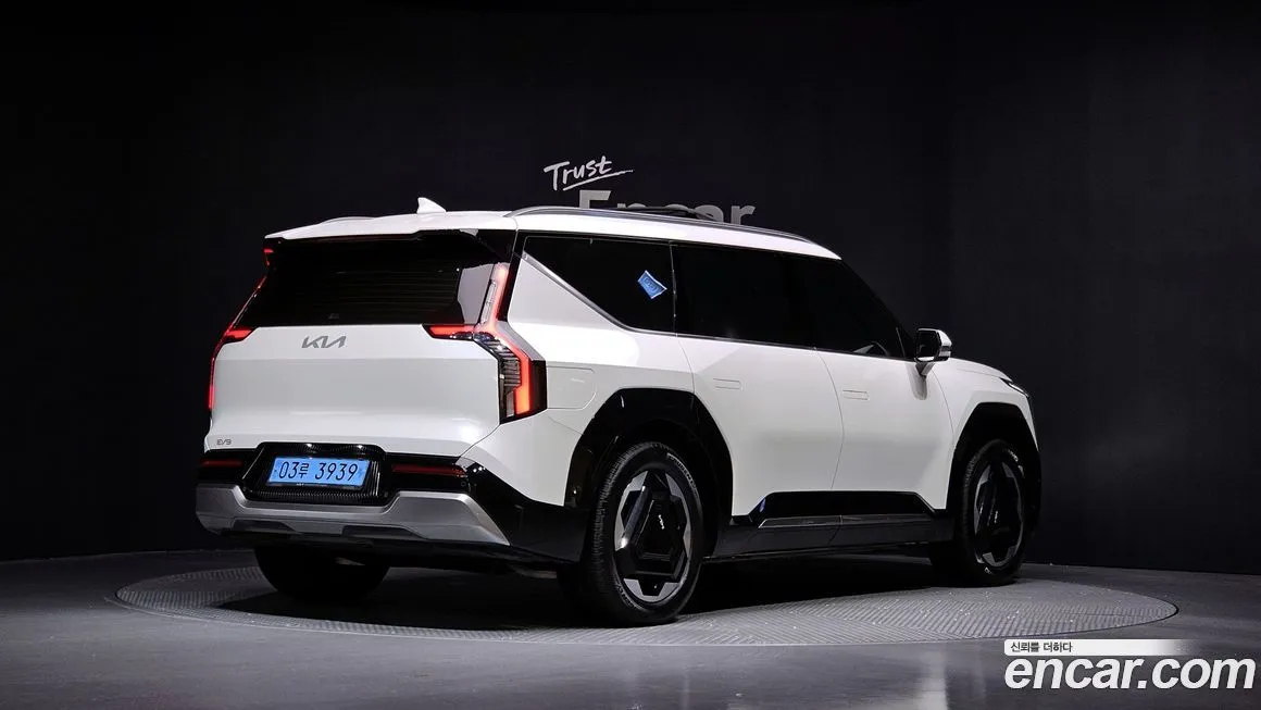 Kia EV9 — фото 2
