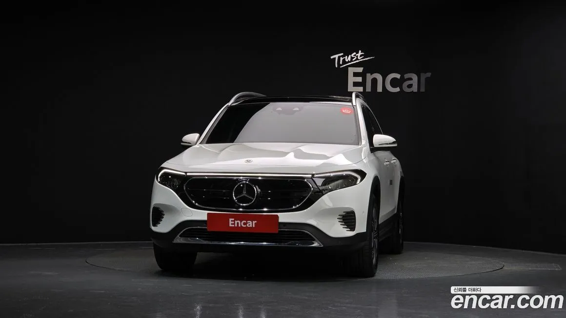 Mercedes-Benz EQB — фото 3