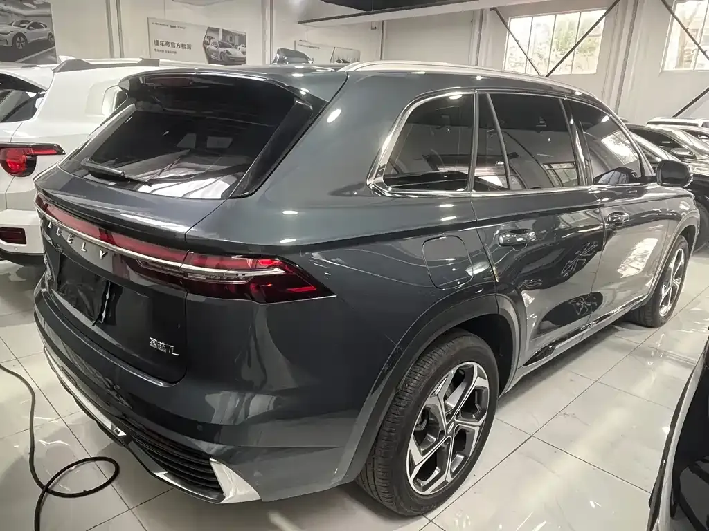 Geely Xingyue L — фото 4