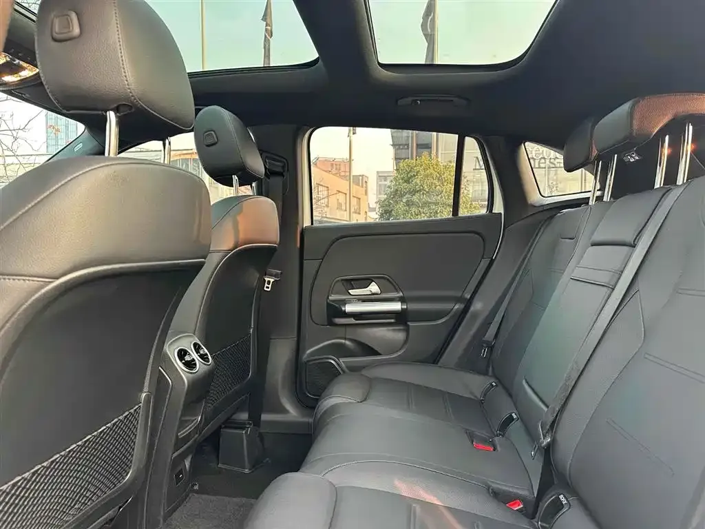 Mercedes-Benz GLA — фото 4