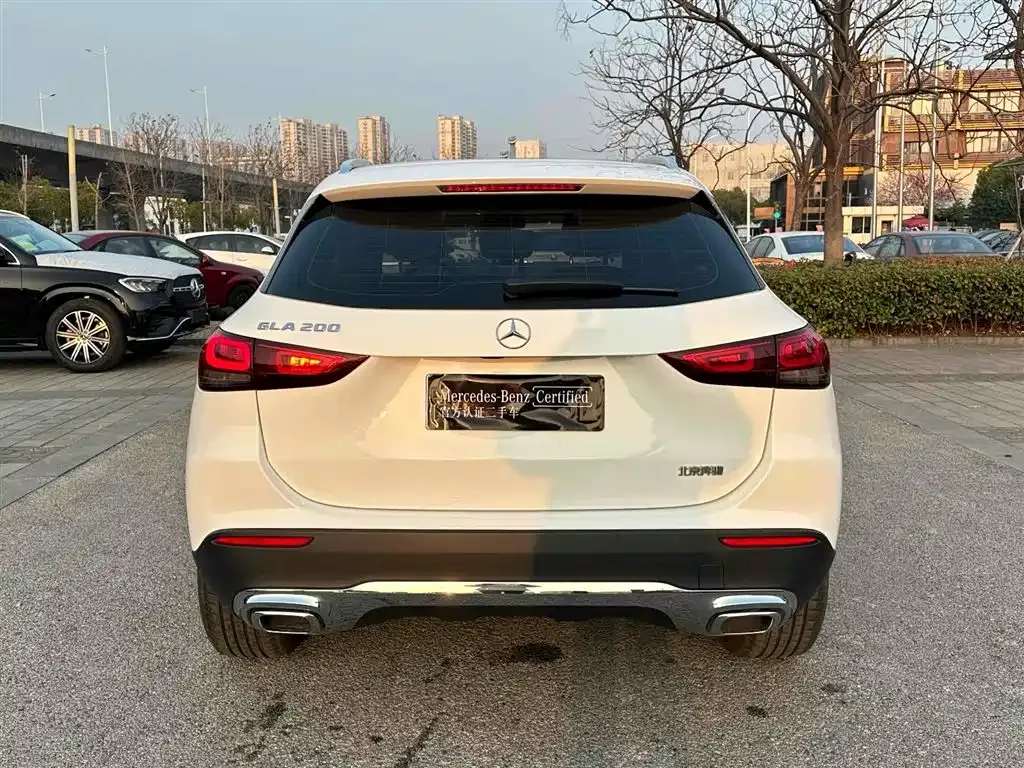 Mercedes-Benz GLA — фото 6