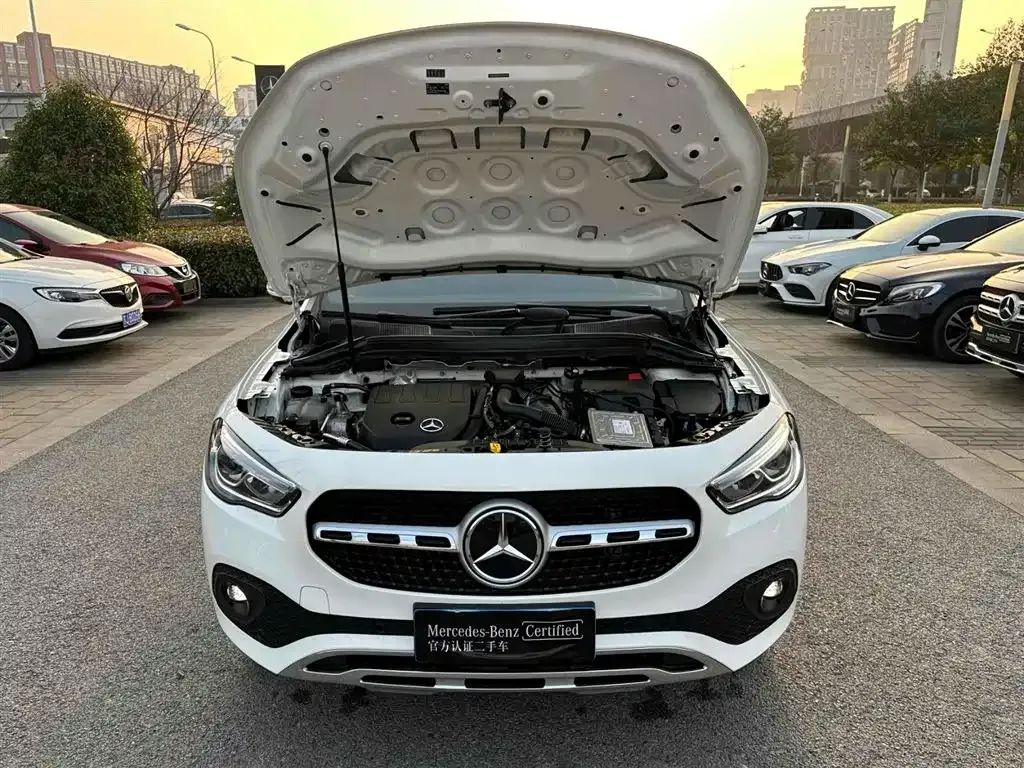 Mercedes-Benz GLA — фото 8