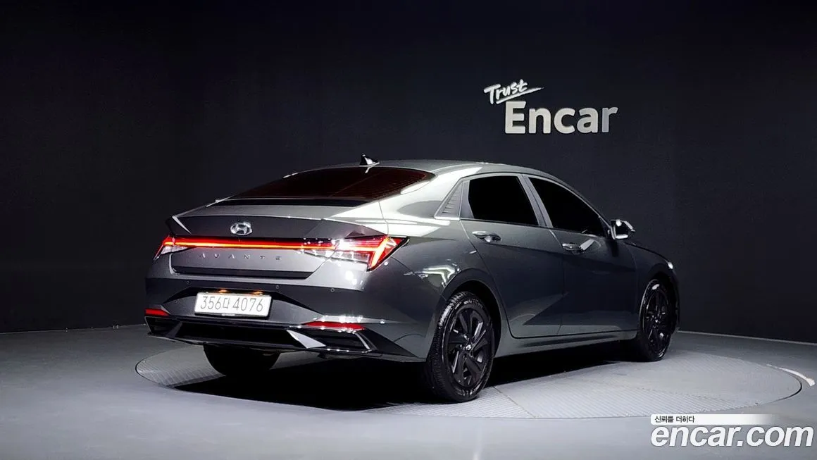 Hyundai AVANTE — фото 2