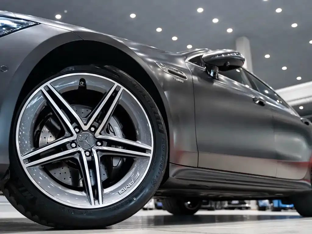 Mercedes-Benz AMG GT — фото 8