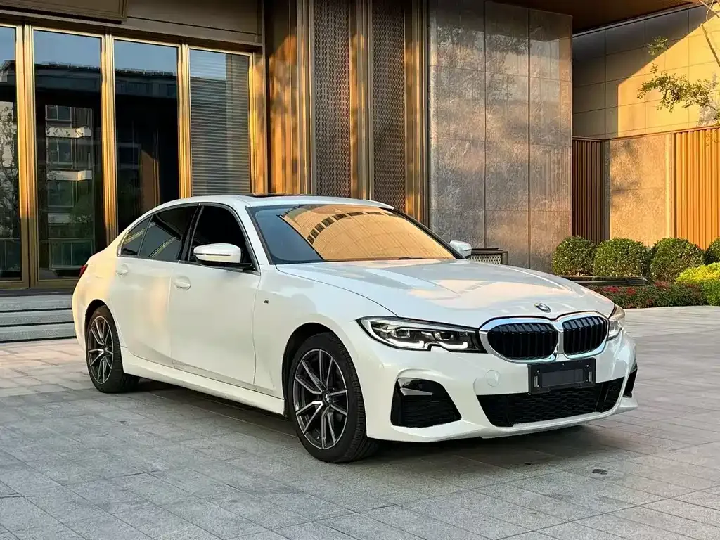 BMW 3 Series — фото 1