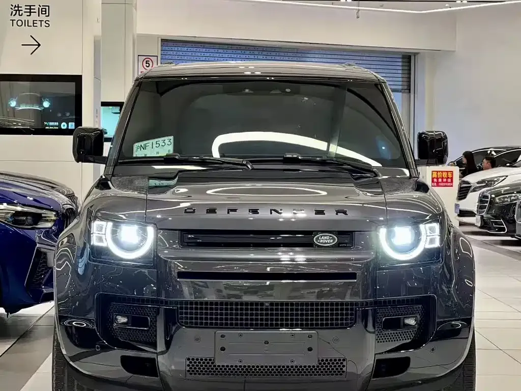 Land Rover Defender — фото 2