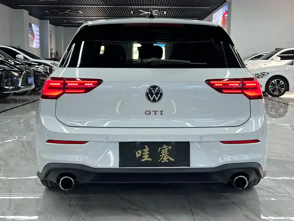 Volkswagen Golf GTI — фото 4