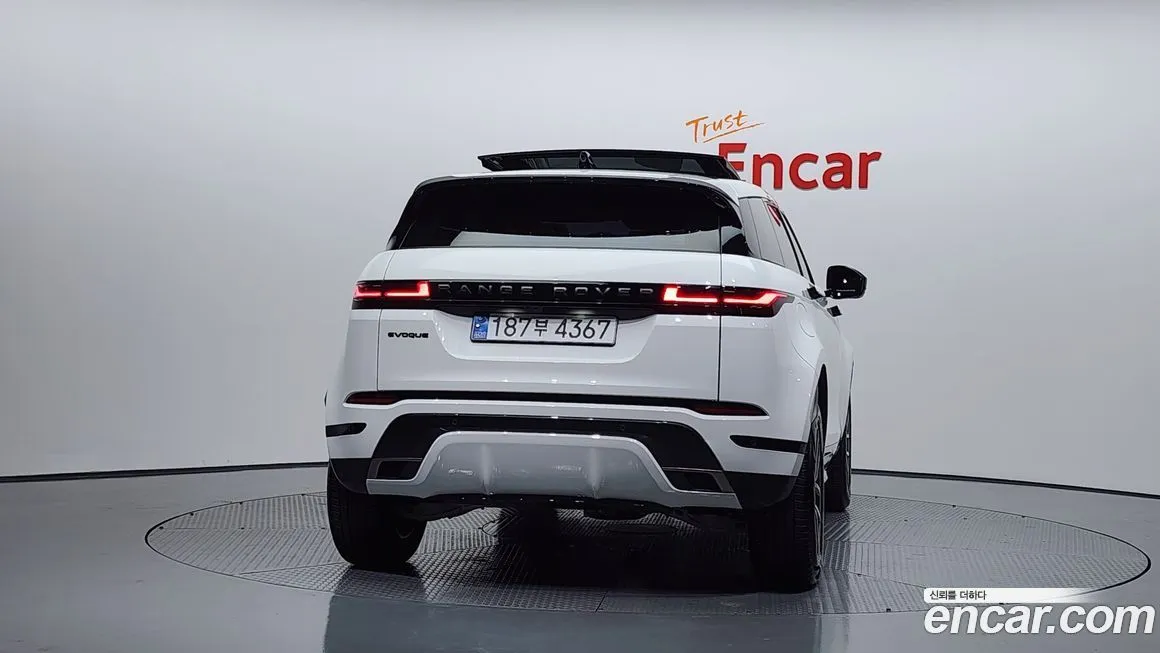 Land Rover Range Rover Evoque — фото 4