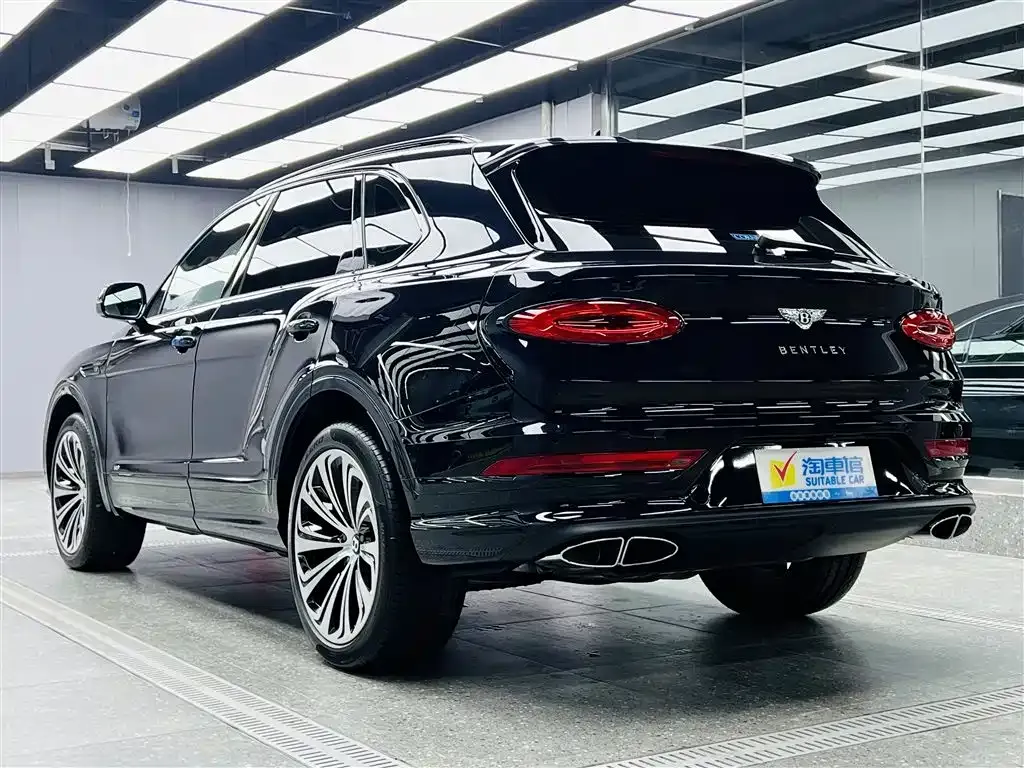 Bentley Bentayga — фото 6