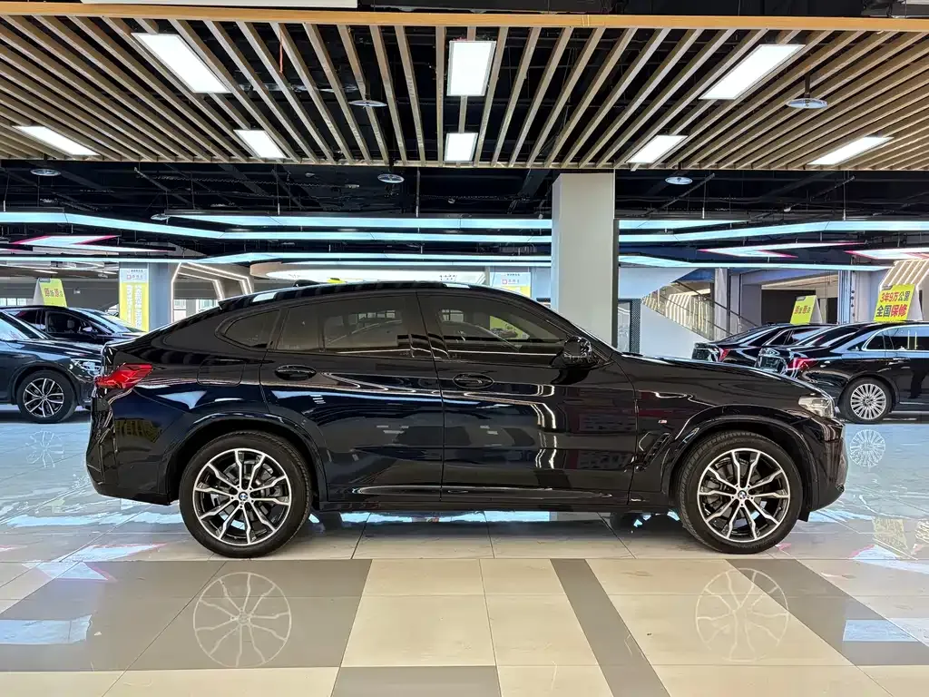 BMW X4 — фото 6