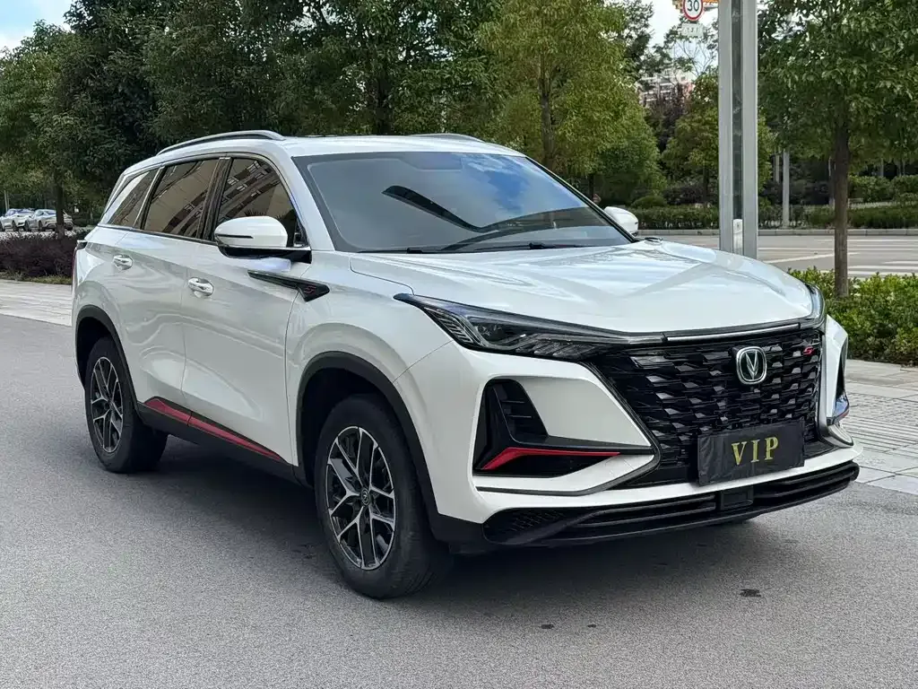 Changan CS75PLUS — фото 1