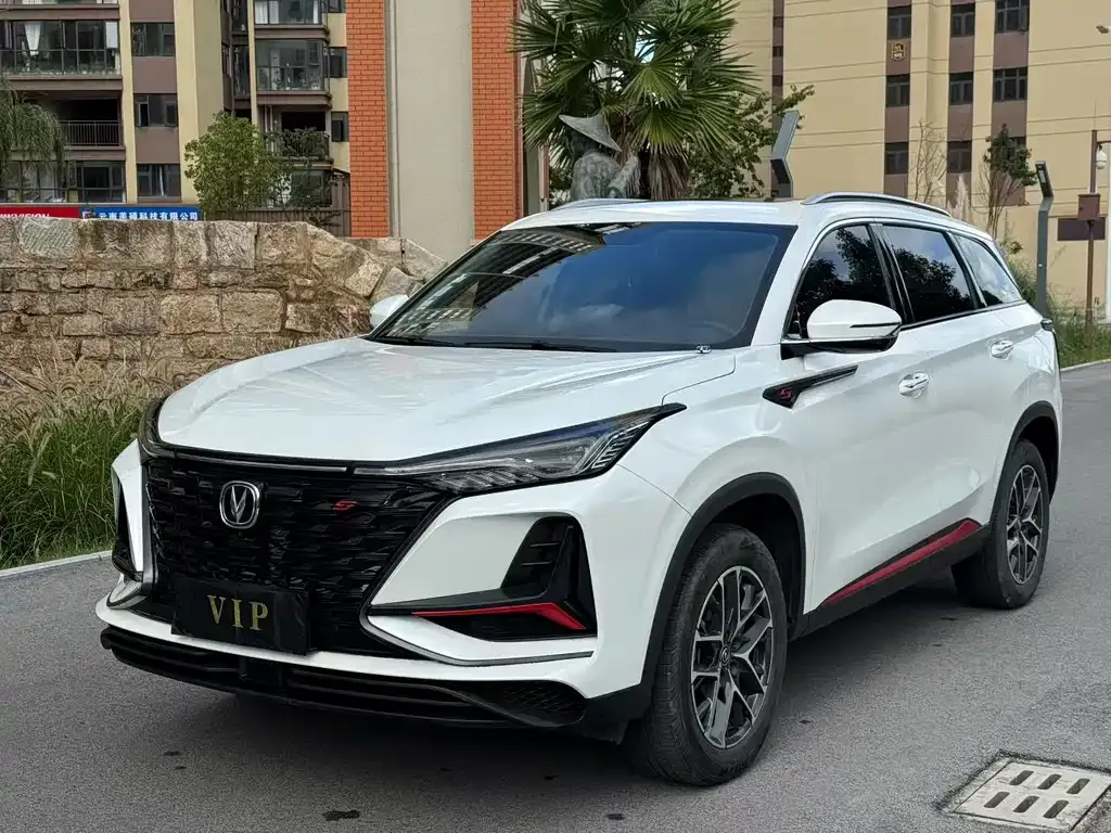 Changan CS75PLUS — фото 3