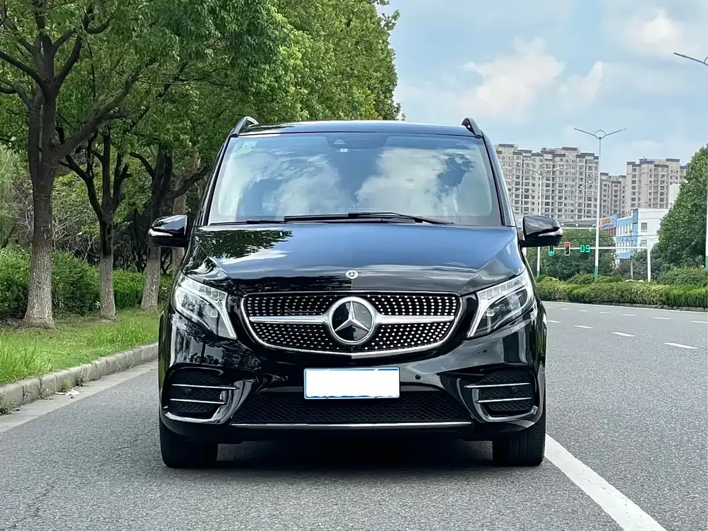 Mercedes-Benz V-Class — фото 2