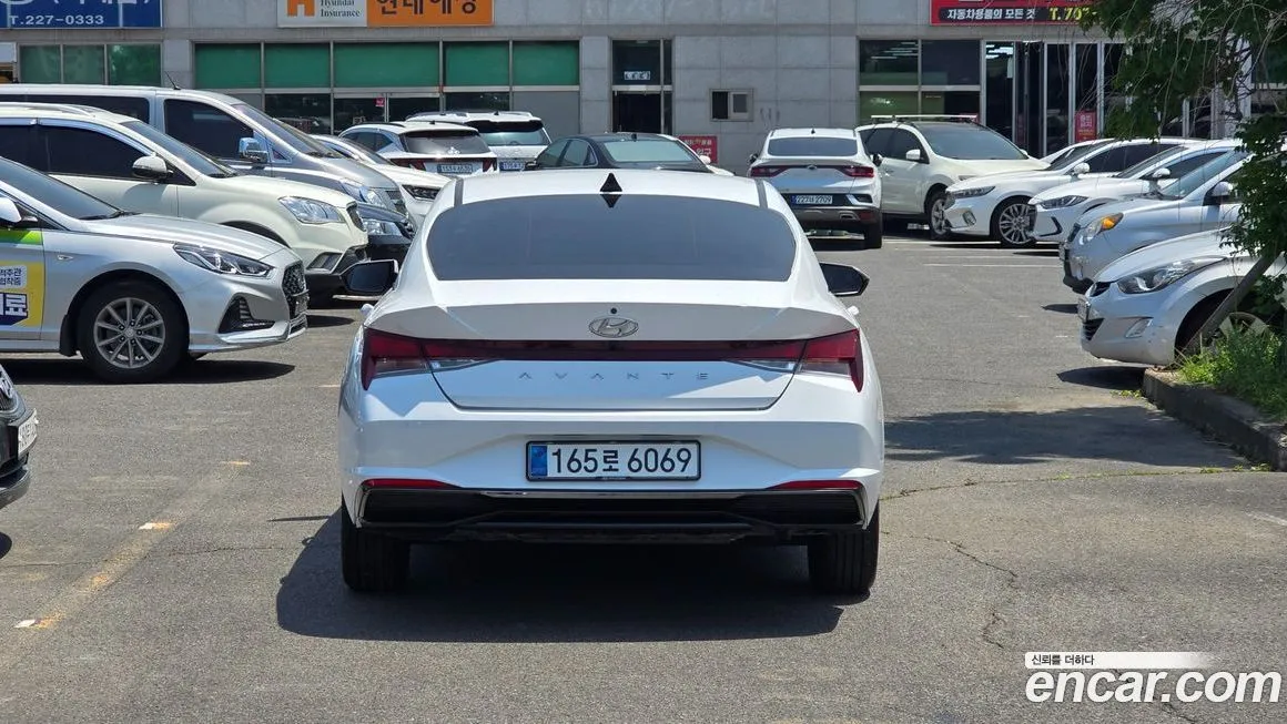 Hyundai AVANTE — фото 4