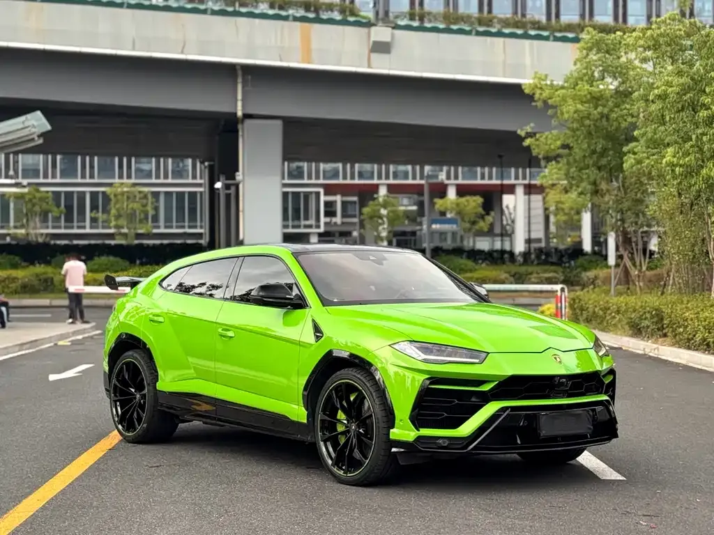 Lamborghini Urus — фото 3