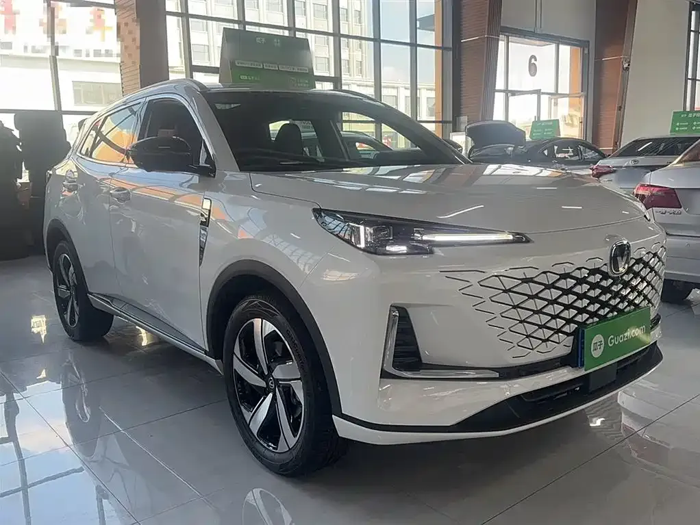 Changan CS55PLUS — фото 9