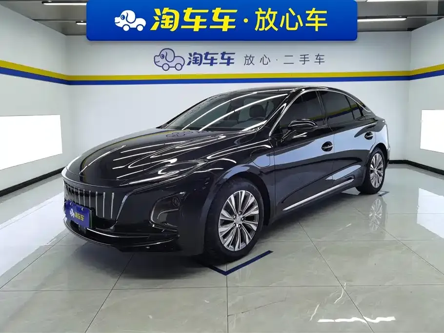 Hongqi E-QM5 — фото 1