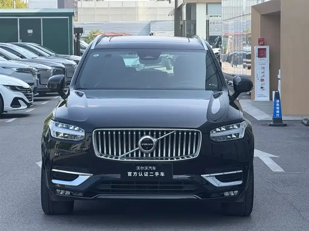 Volvo XC90 — фото 2