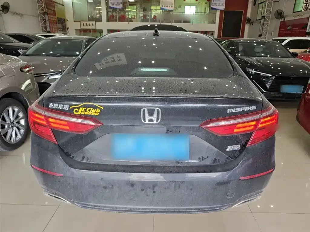 Honda Inspire — фото 6