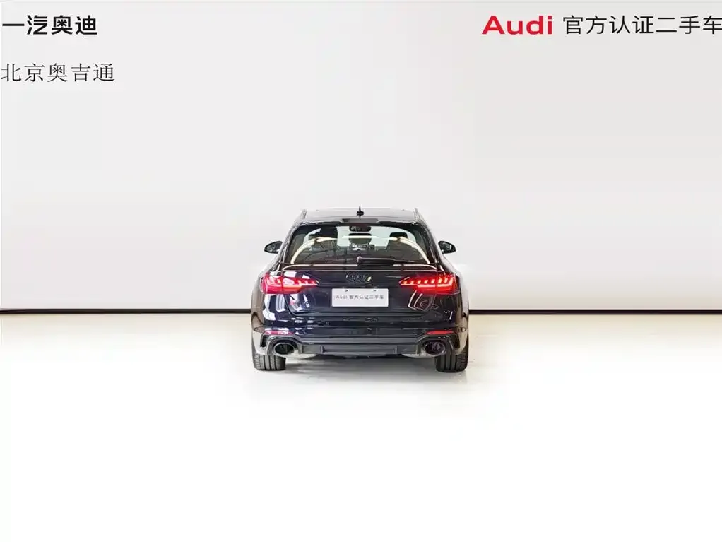 Audi RS 4 — фото 4