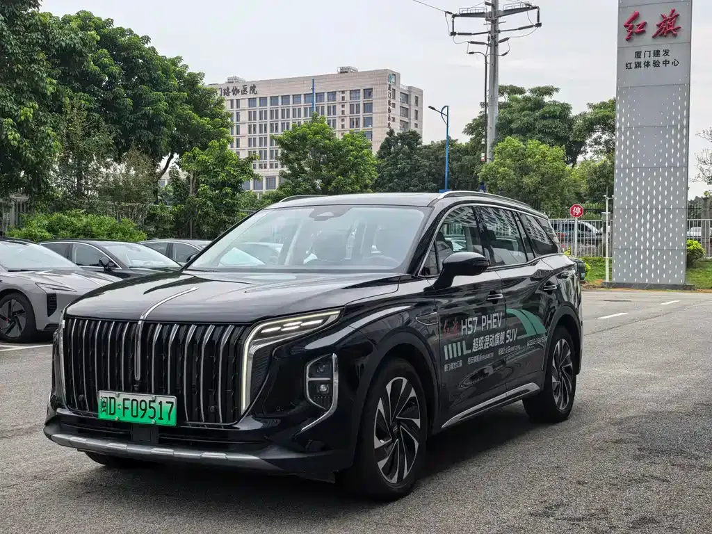 Hongqi HS7 PHEV — фото 1