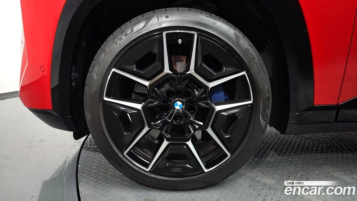 BMW XM — фото 5