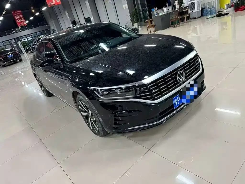 Volkswagen Passat — фото 2