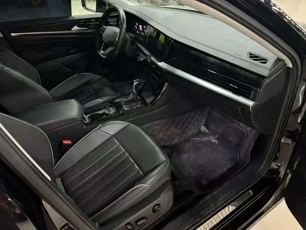 Volkswagen Passat — фото 7