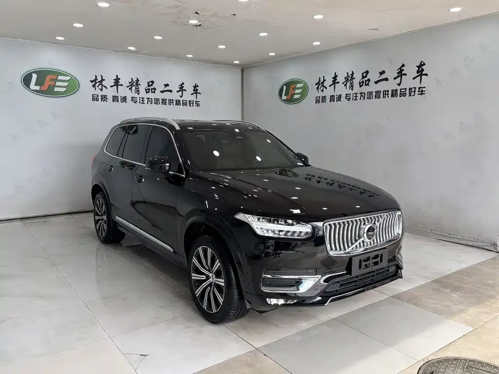 Volvo XC90 — фото 4