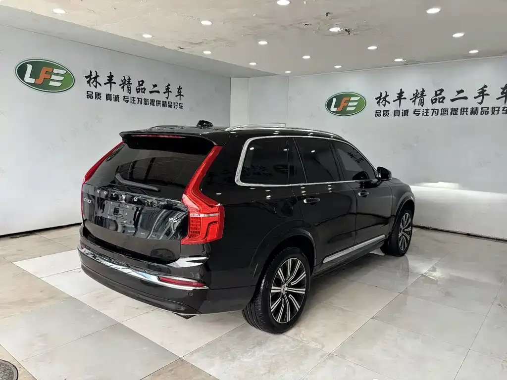 Volvo XC90 — фото 6