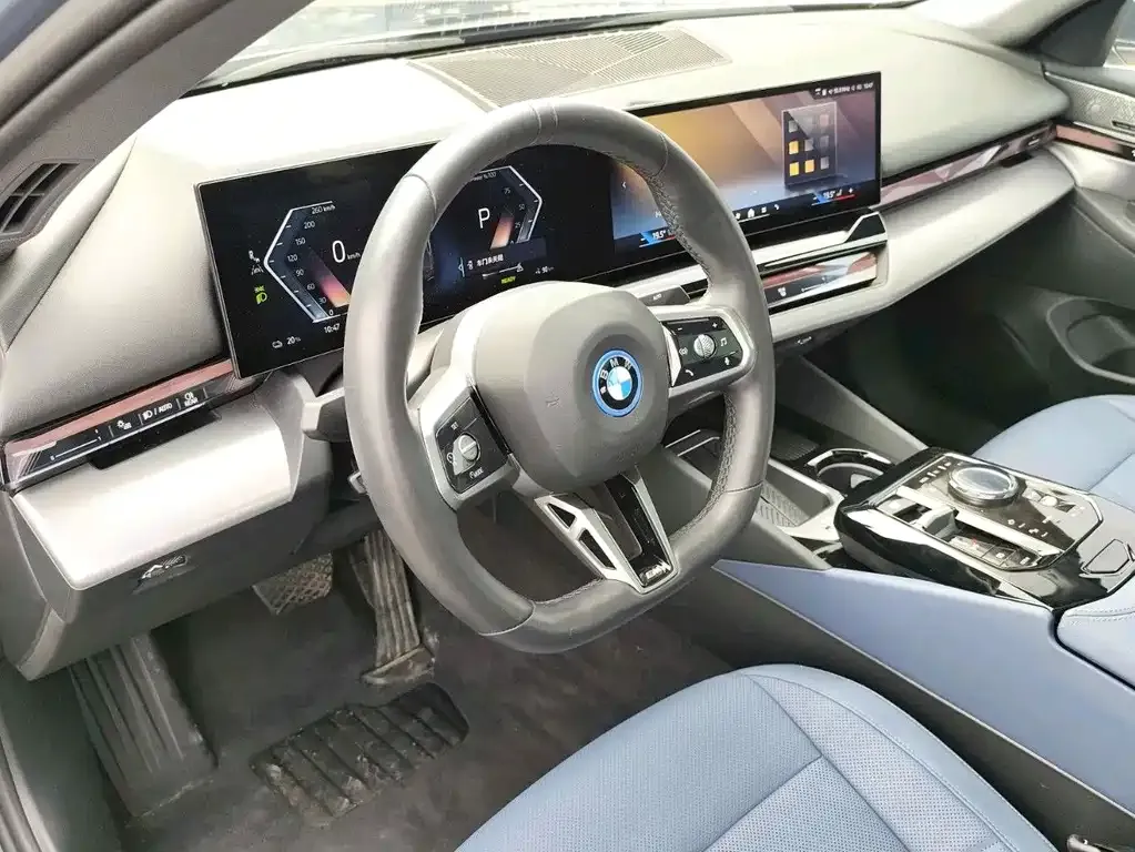 BMW i5 — фото 6