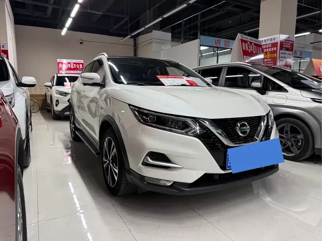 Nissan Qashqai — фото 2