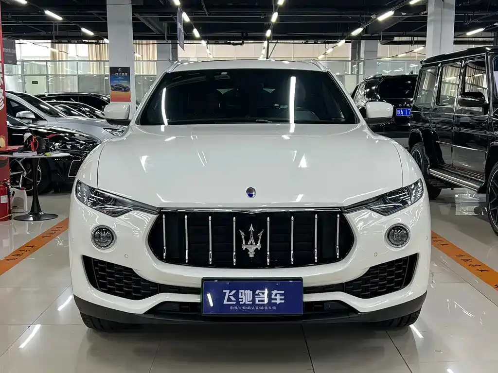 Maserati Levante — фото 2
