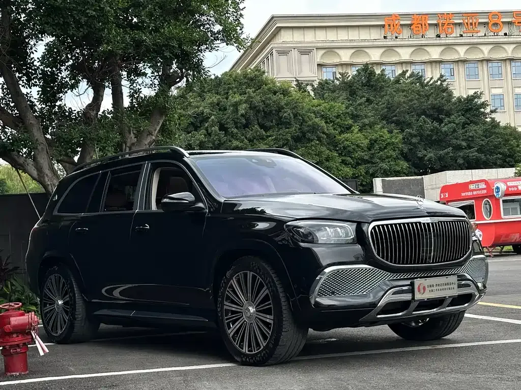 Mercedes-Benz GLS — фото 1