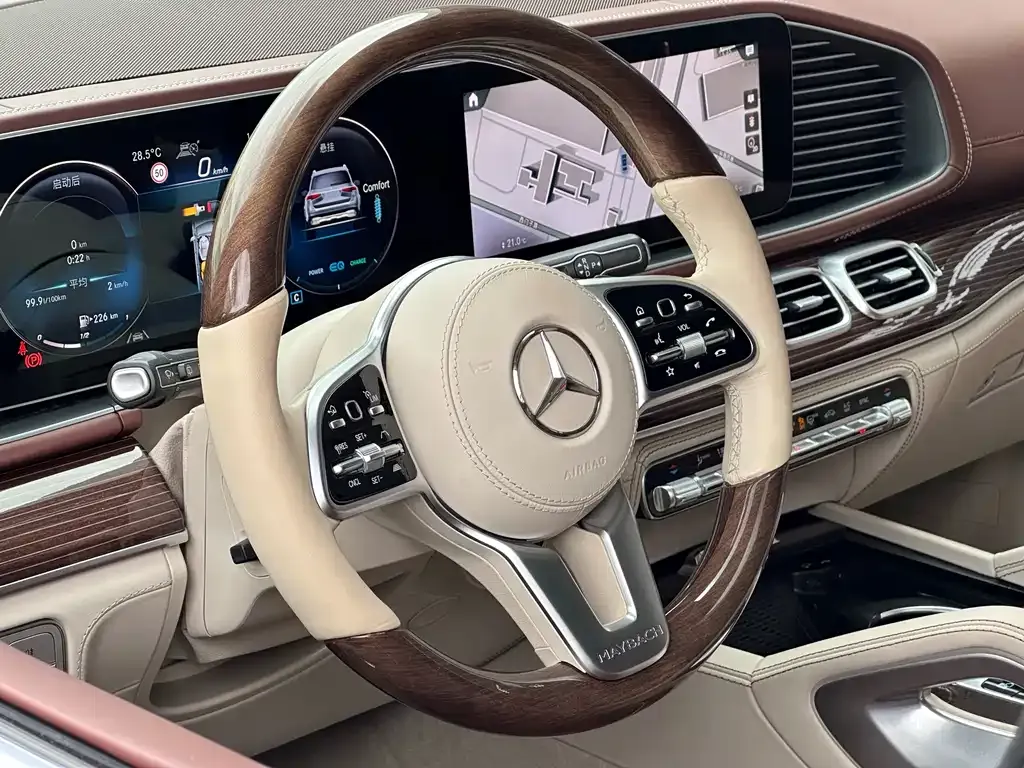 Mercedes-Benz GLS — фото 3