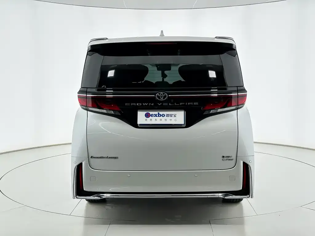 Toyota Vellfire — фото 4