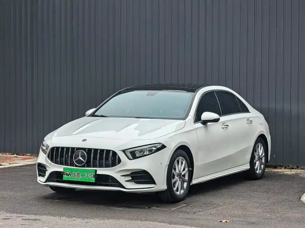 Mercedes-Benz A-Class — фото 1