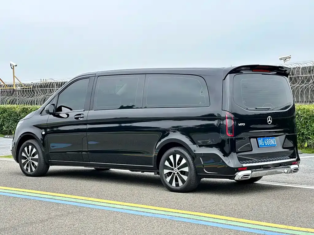 Mercedes-Benz Vito — фото 5