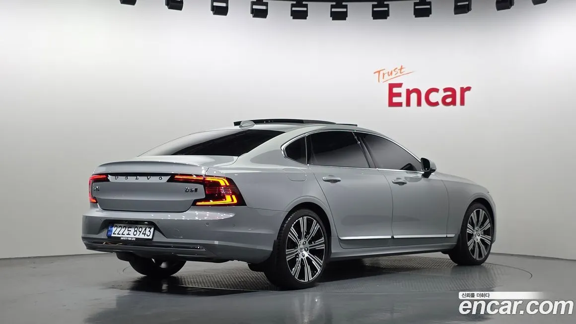 Volvo S90 — фото 2