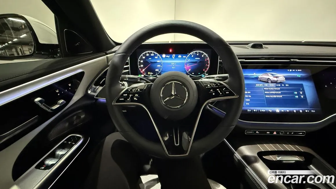 Mercedes-Benz E-Class — фото 10