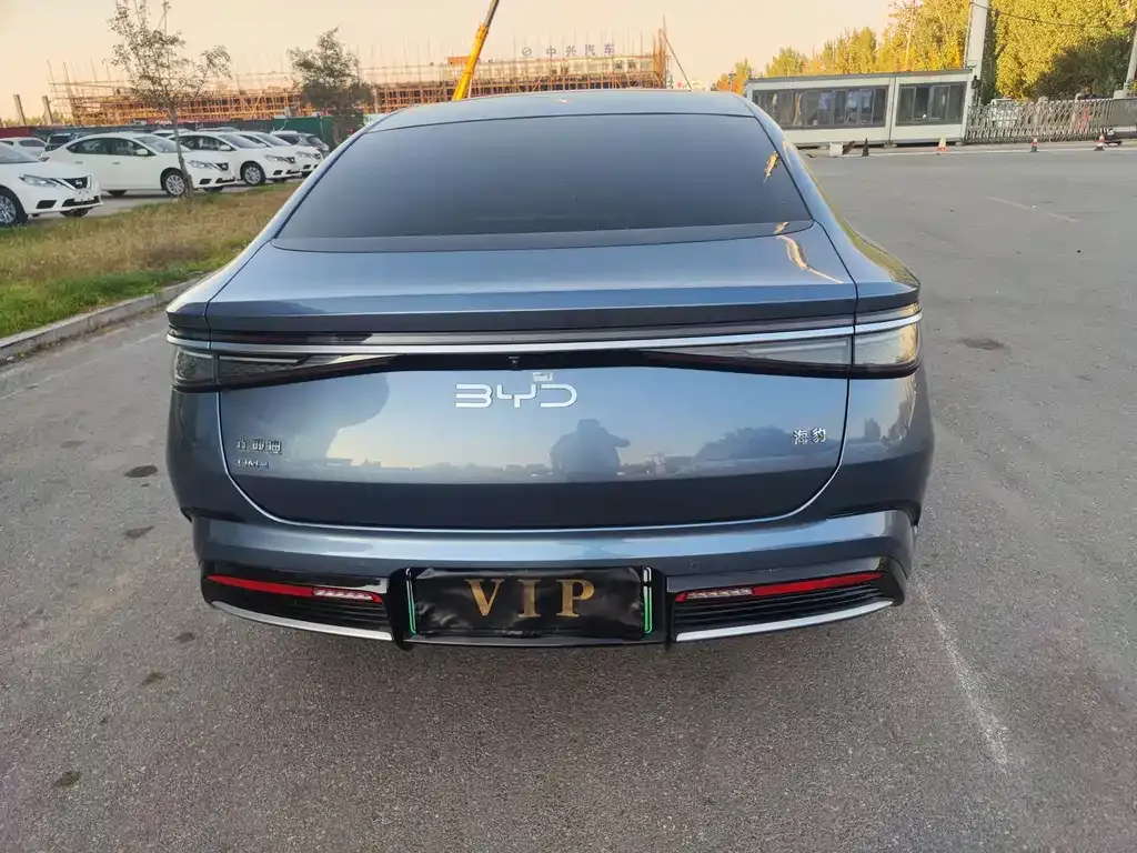BYD Seal — фото 4