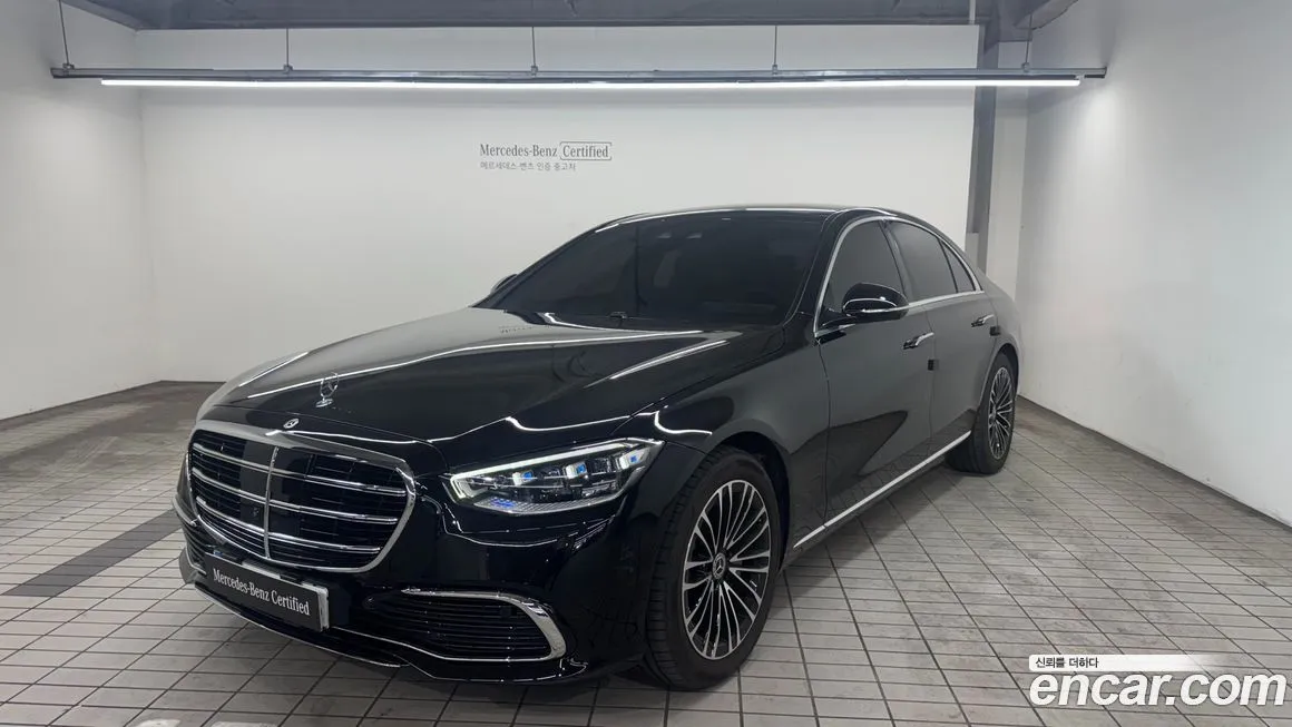 Mercedes-Benz S-Class — фото 1